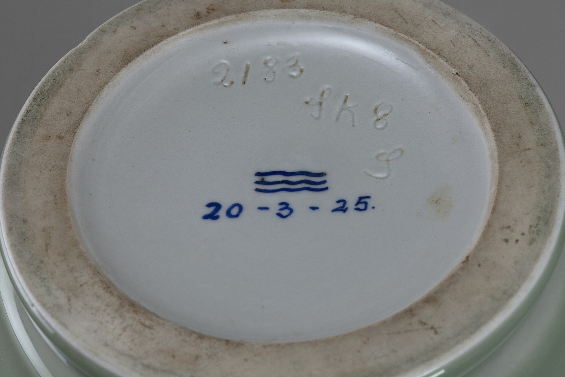 Urn image 5