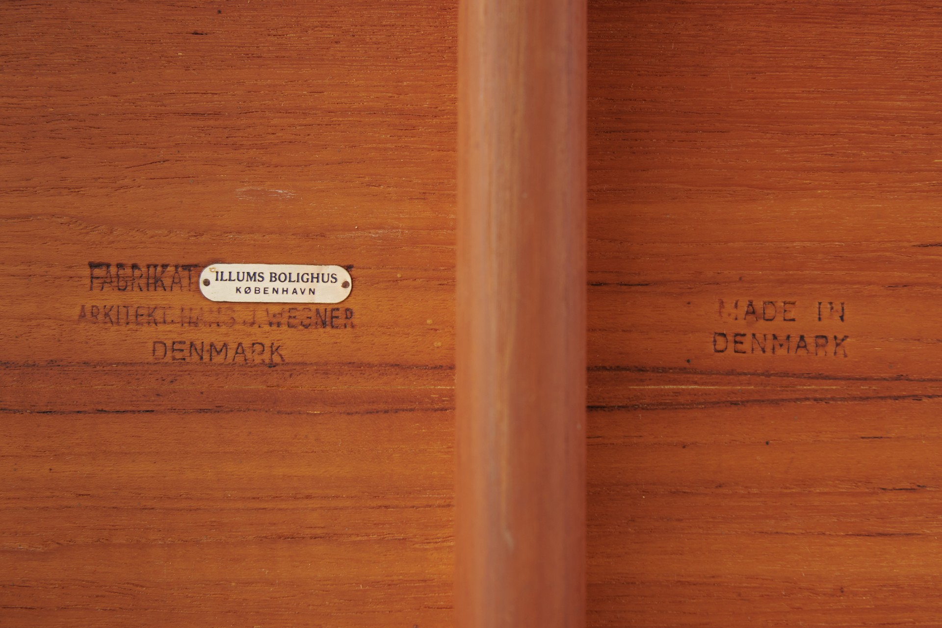 Dining Table image 6