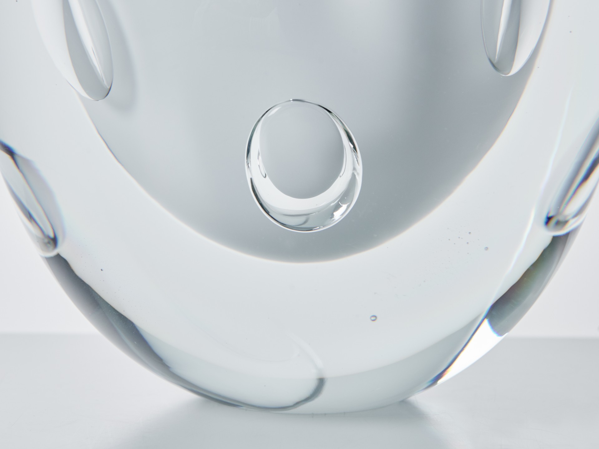 'Claritas' Vase image 6