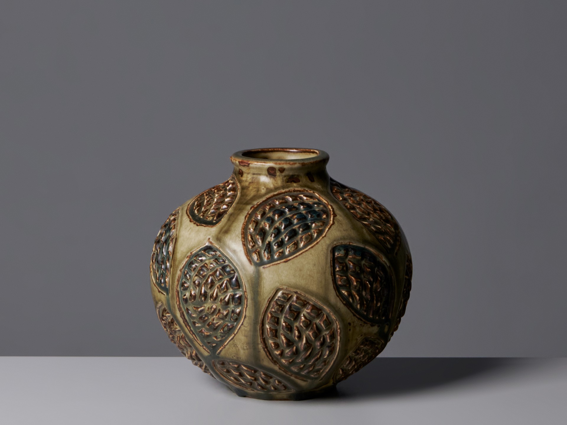 Vase image 4