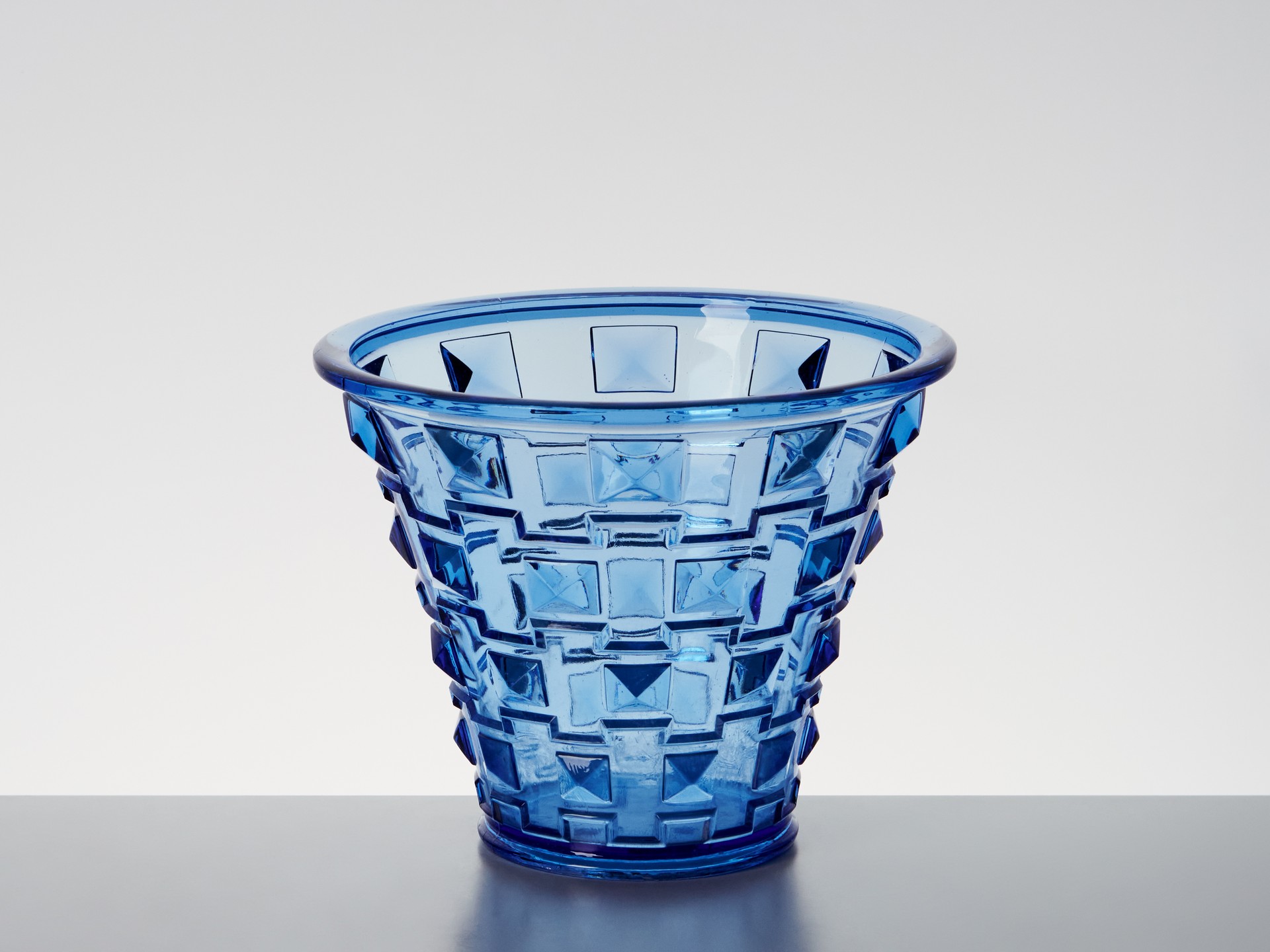 Vase image 2
