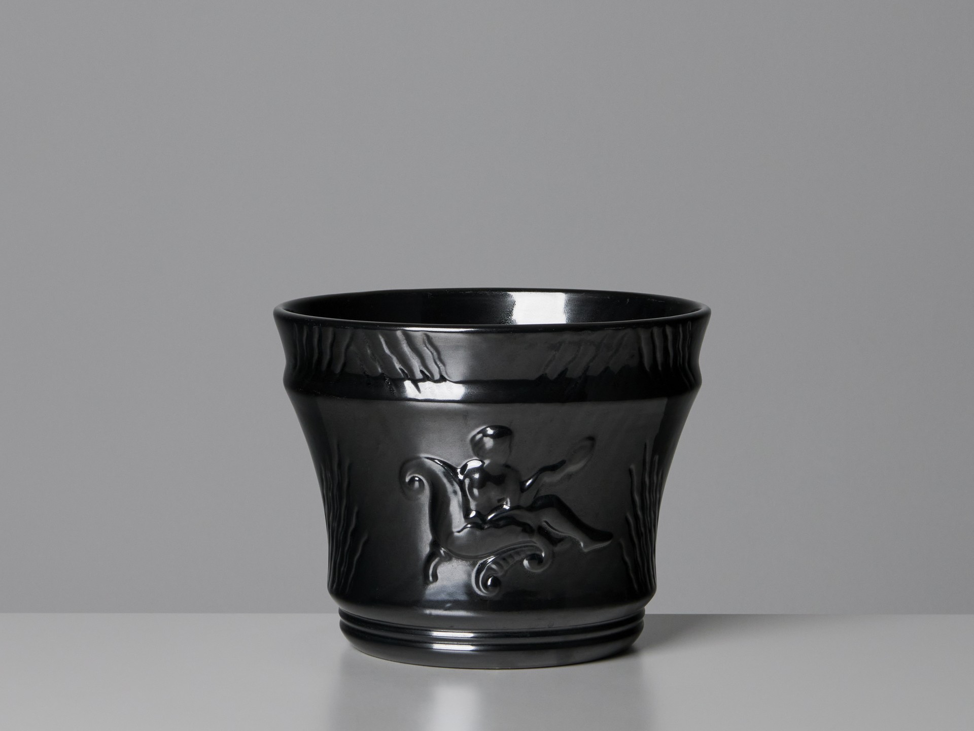 Vase image 3