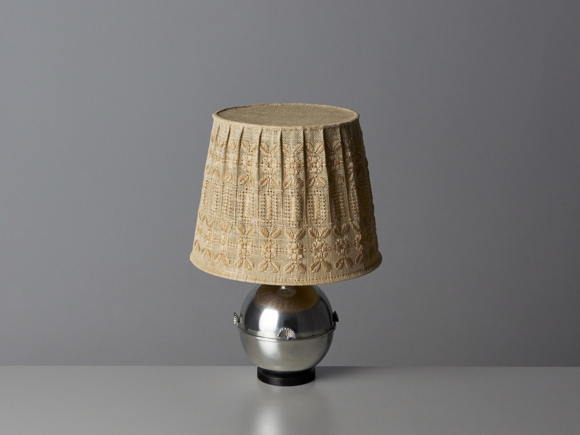 Table Lamp image 3