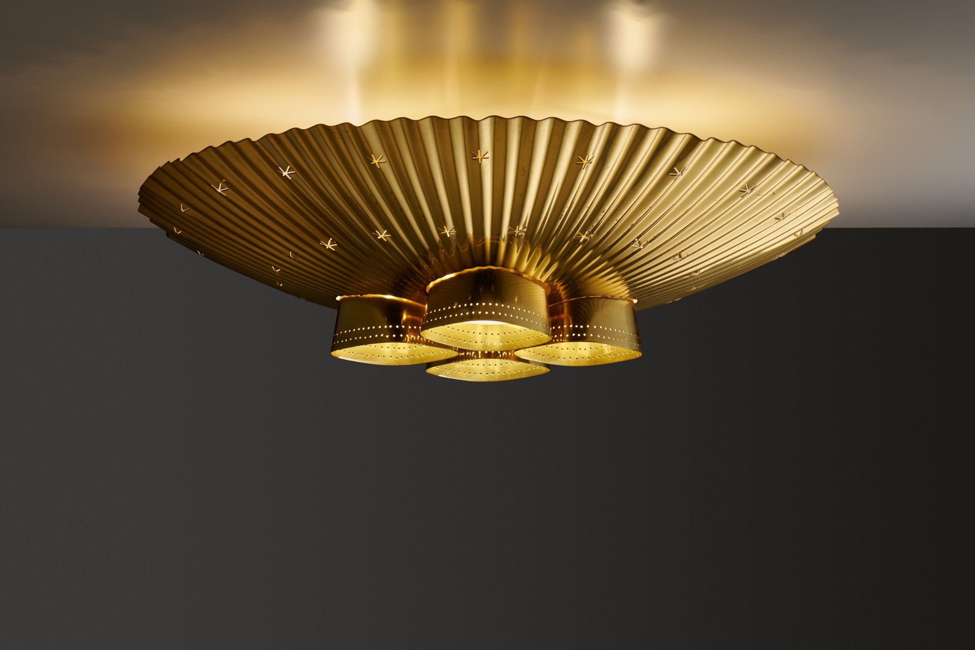 Ceiling lamp image 2