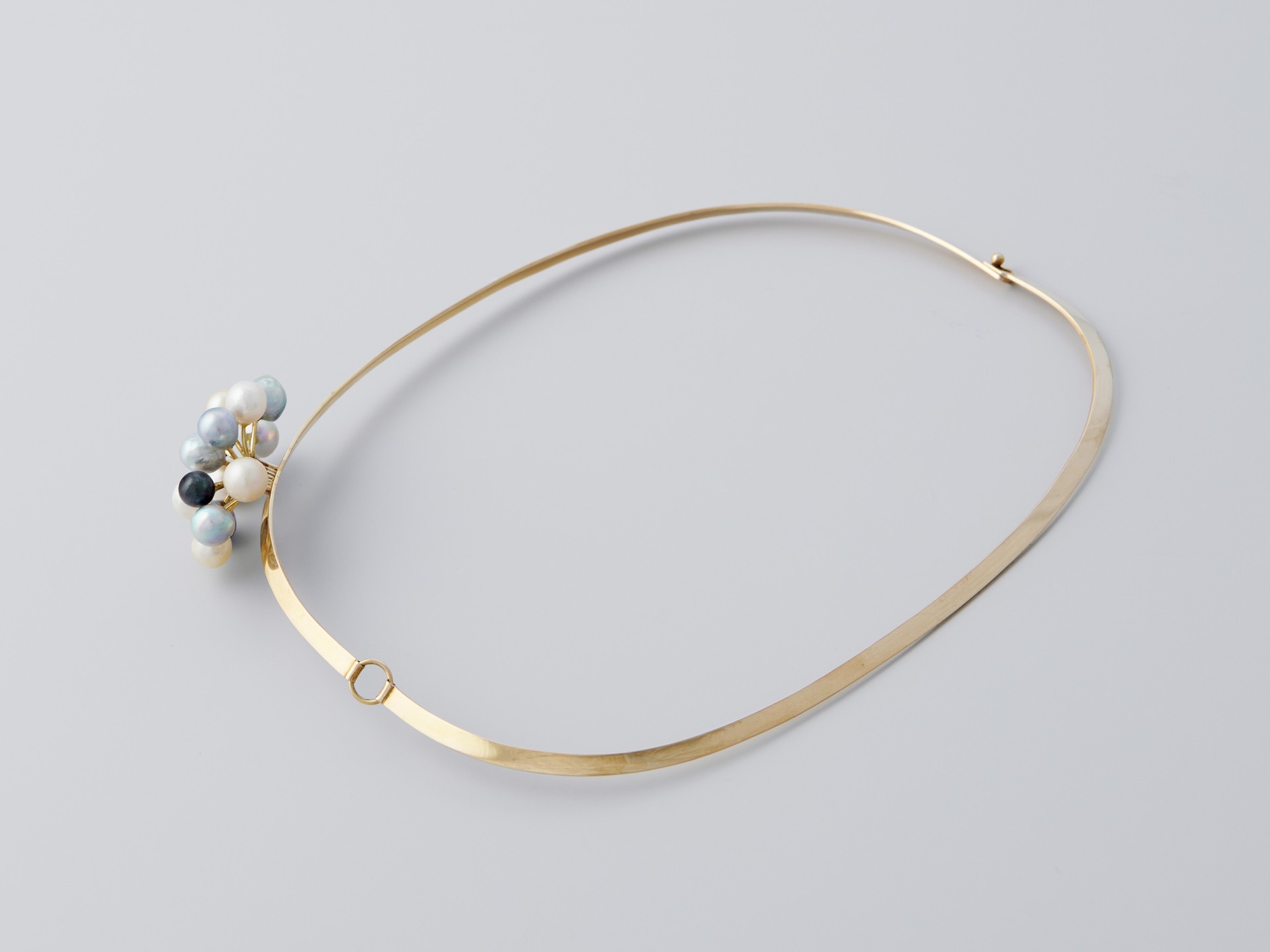 Necklace image 2