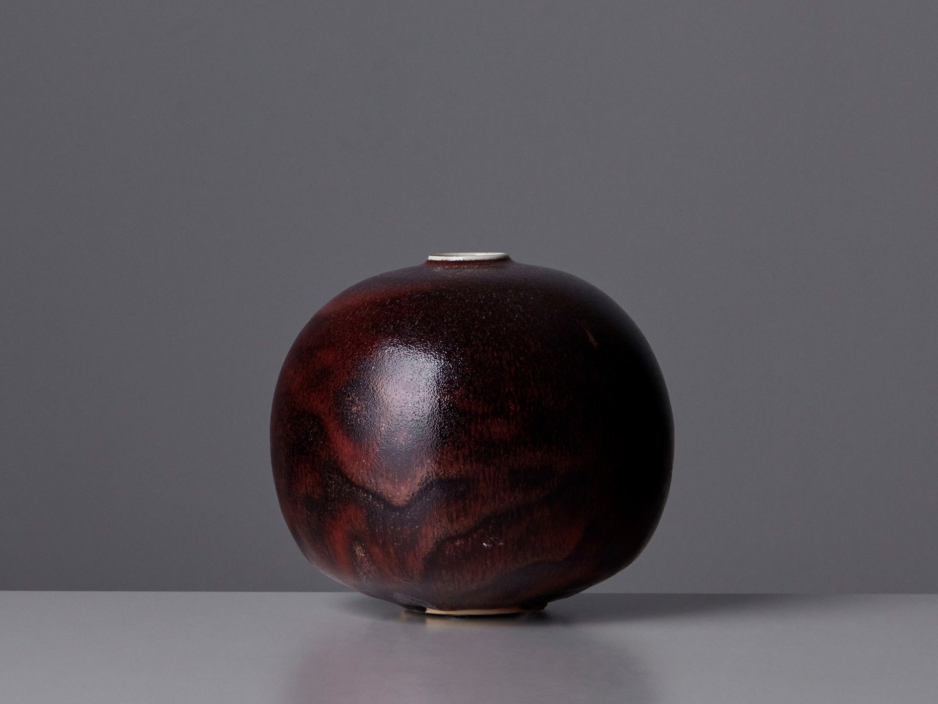 Vase image 2