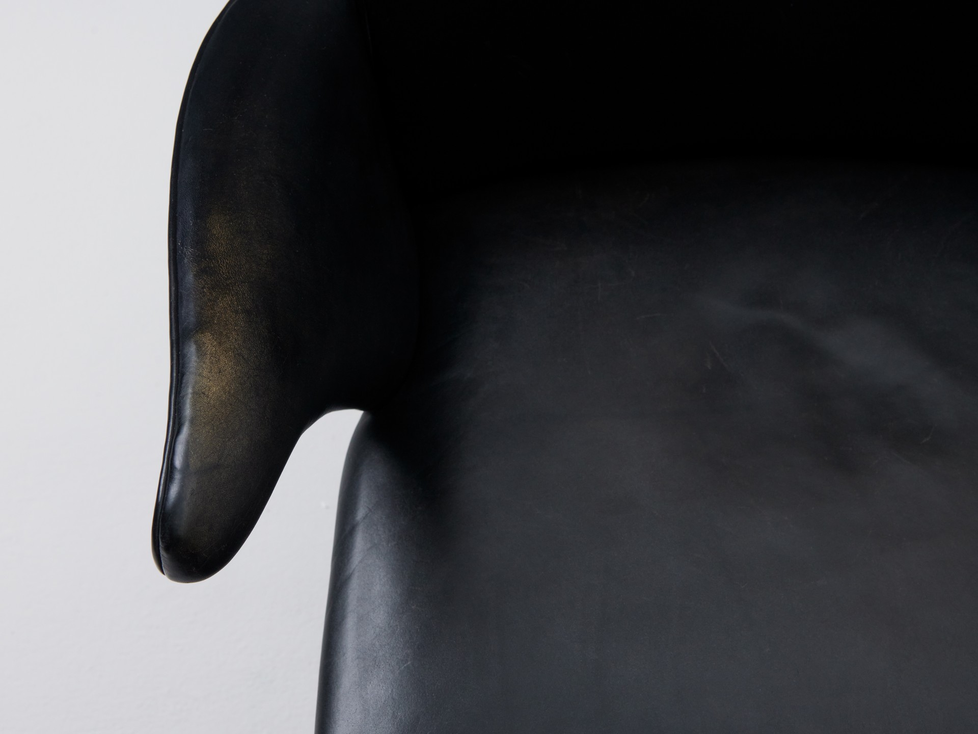 Armchair image 8