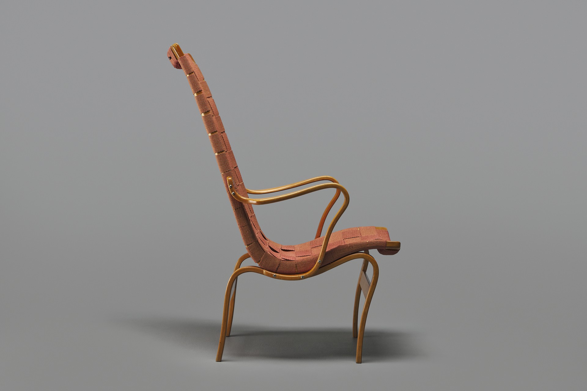 Highback 'Eva' Armchair image 4