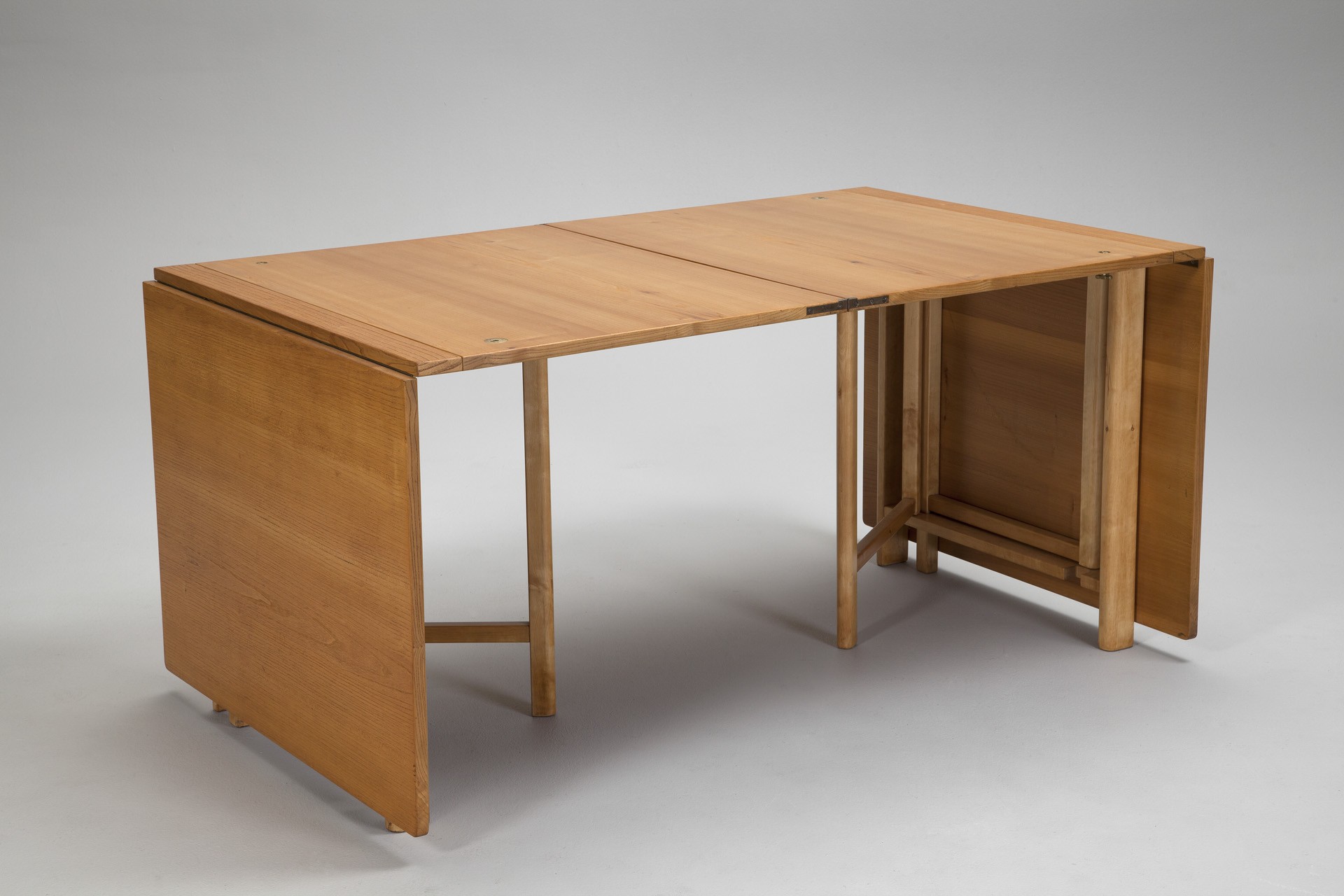 Maria Flap Dining Table image 4
