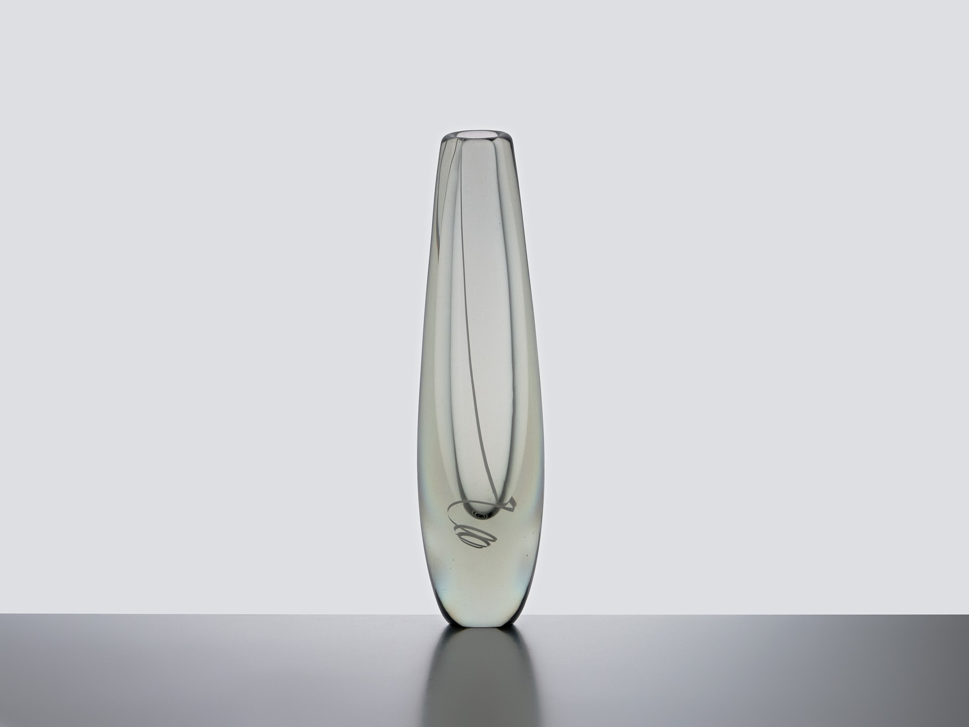 'Serpentine' Vase