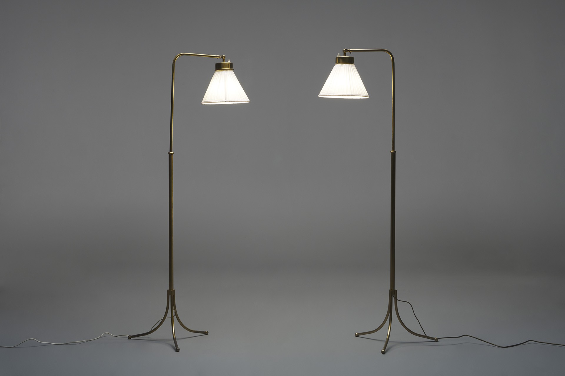 Pair of Adjustable Floor Lamps, Model no. G 1842 image 2