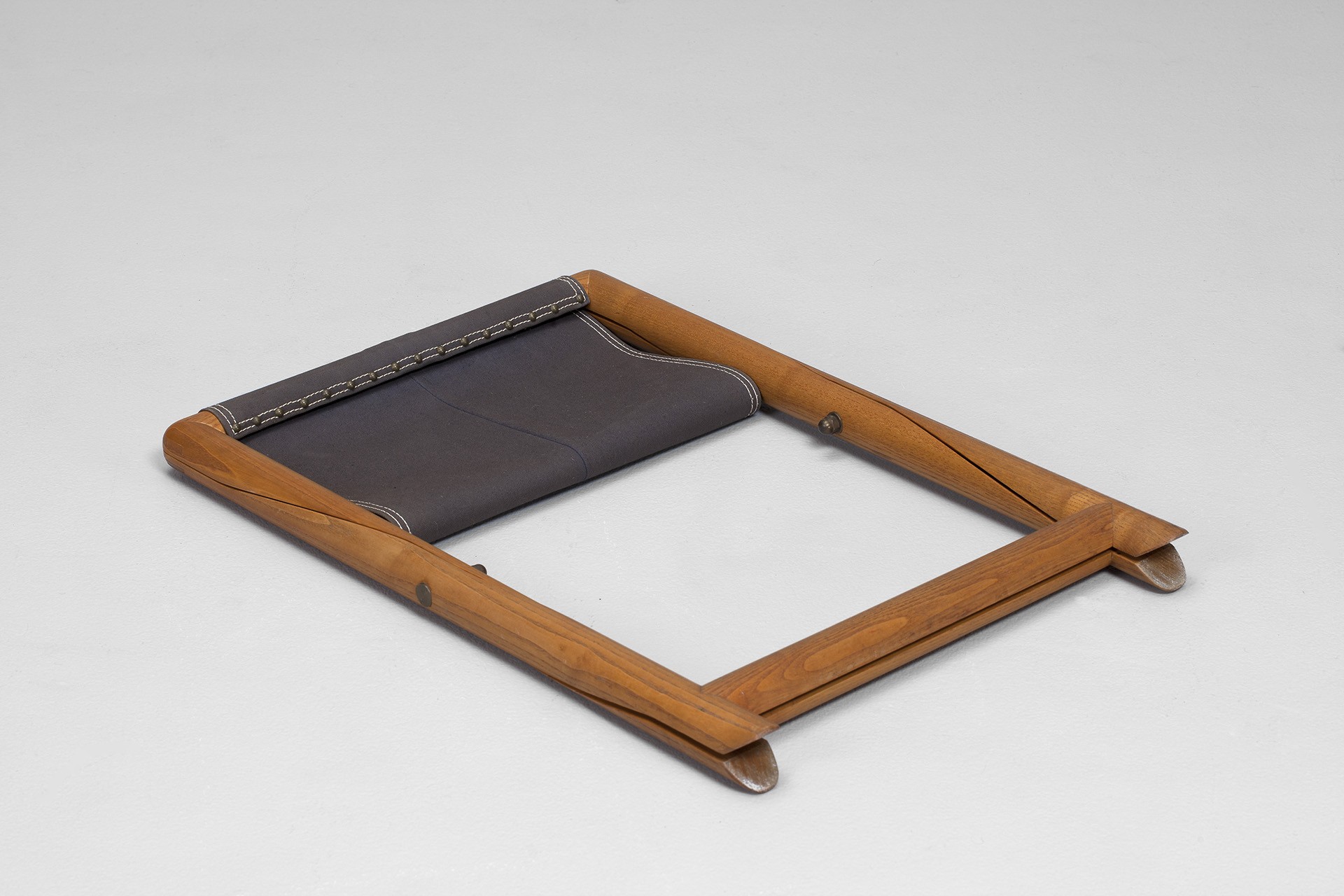 "Propeller" Folding Stool image 5