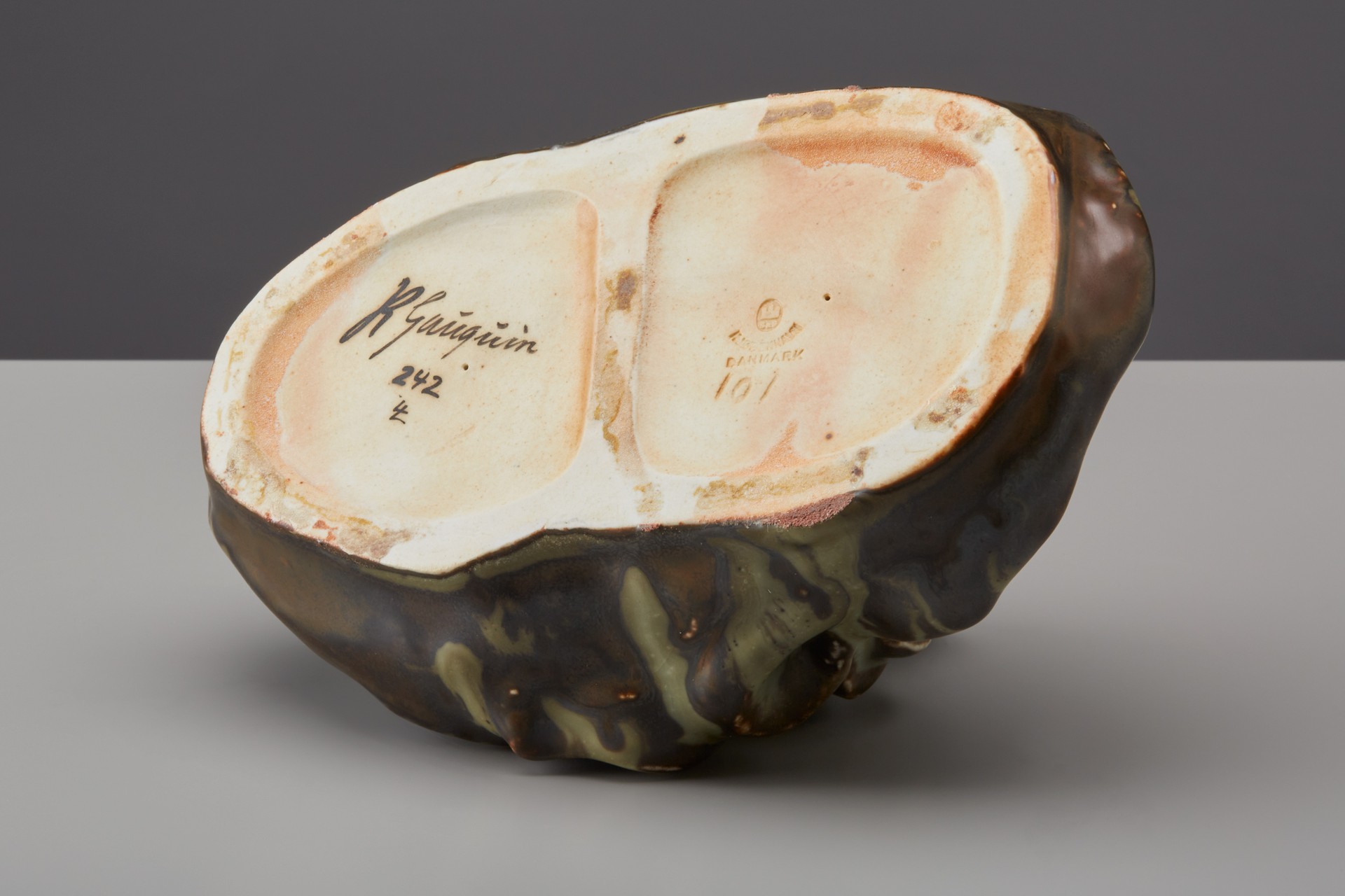 Grotesque Double Sided Bowl/Ashtray image 5