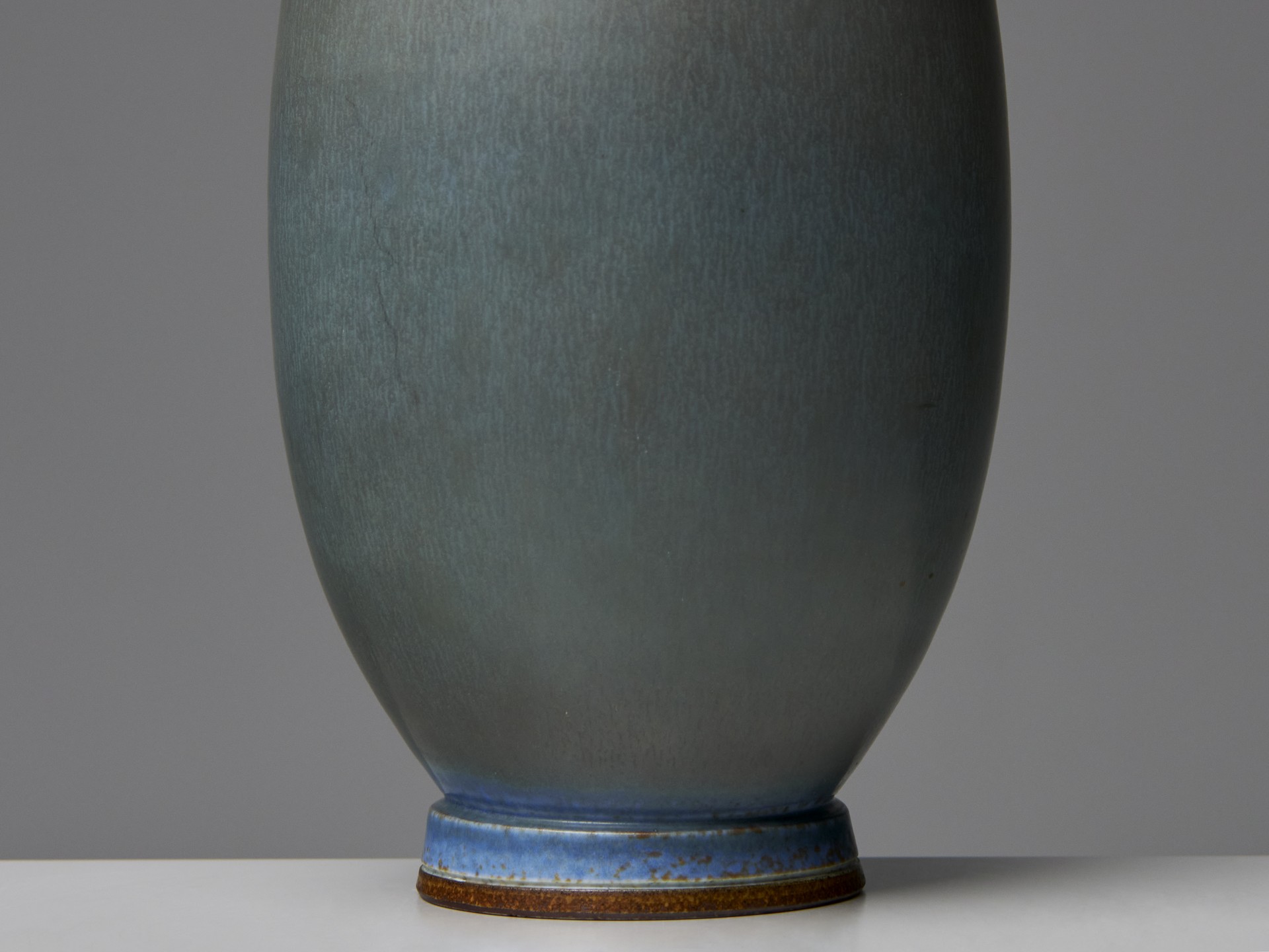 Group of Three Large Vases image 11