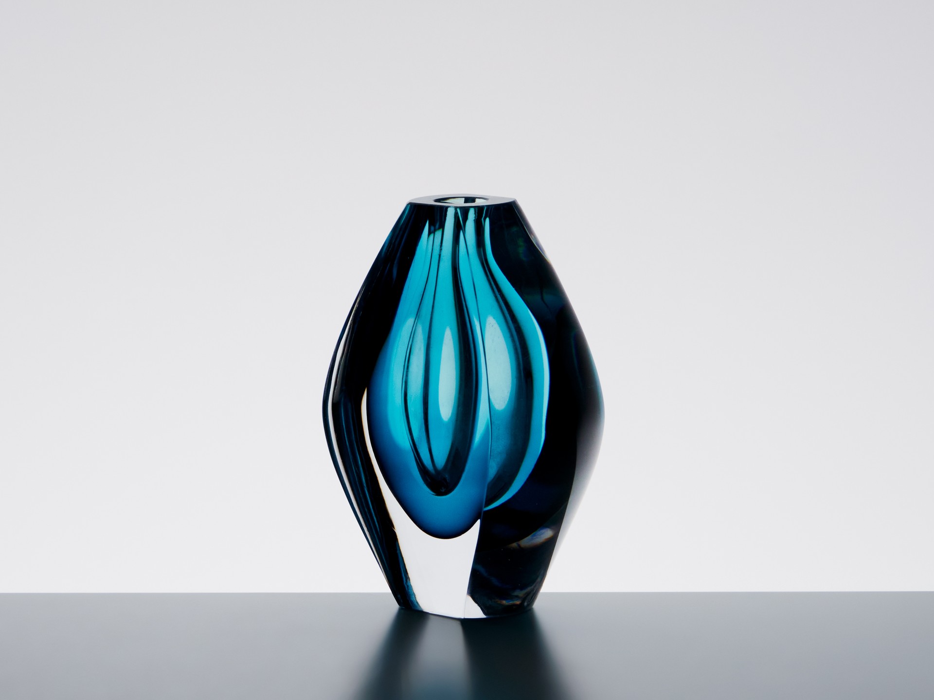 Vase image 2