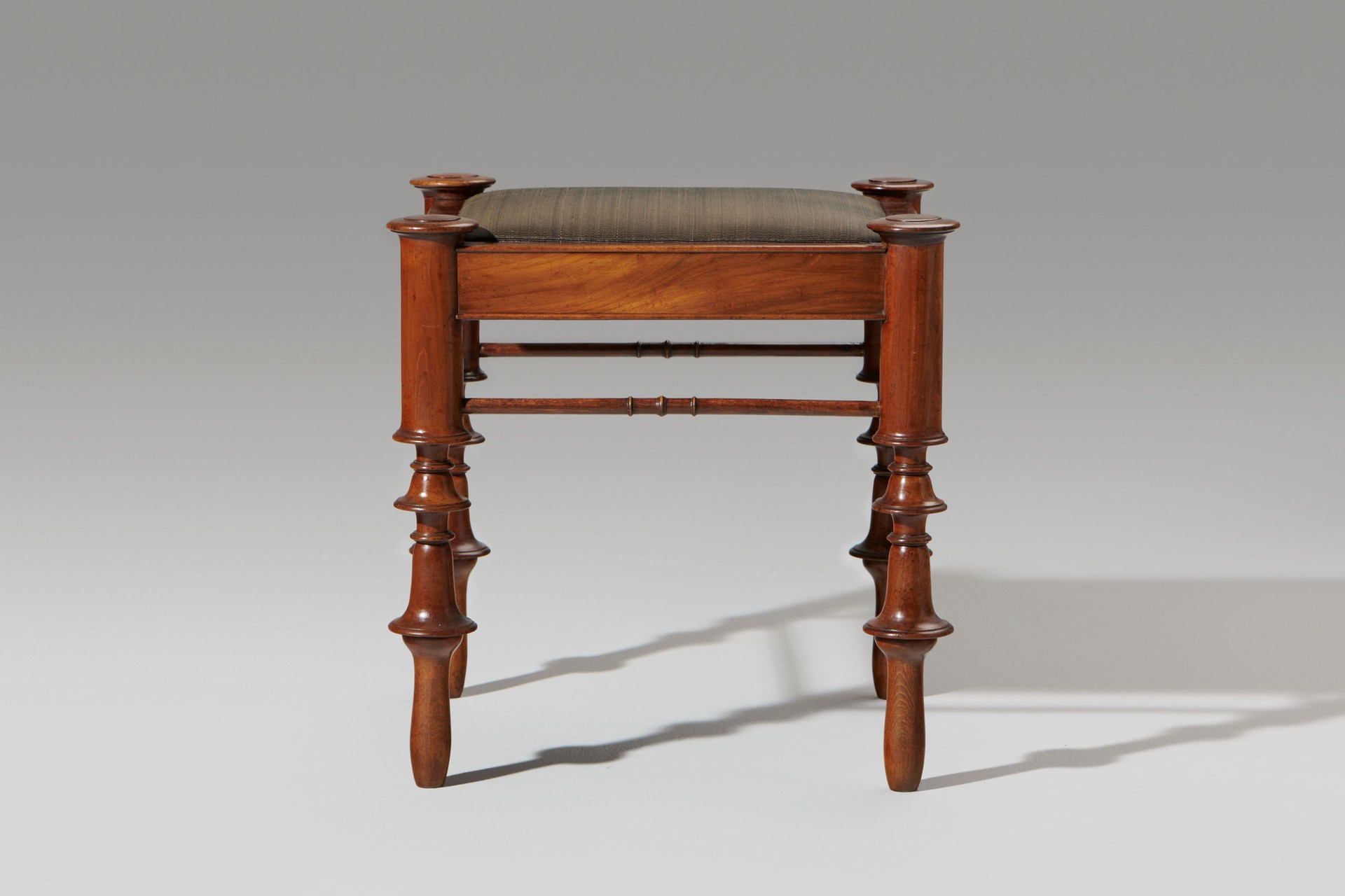 Stool image 2