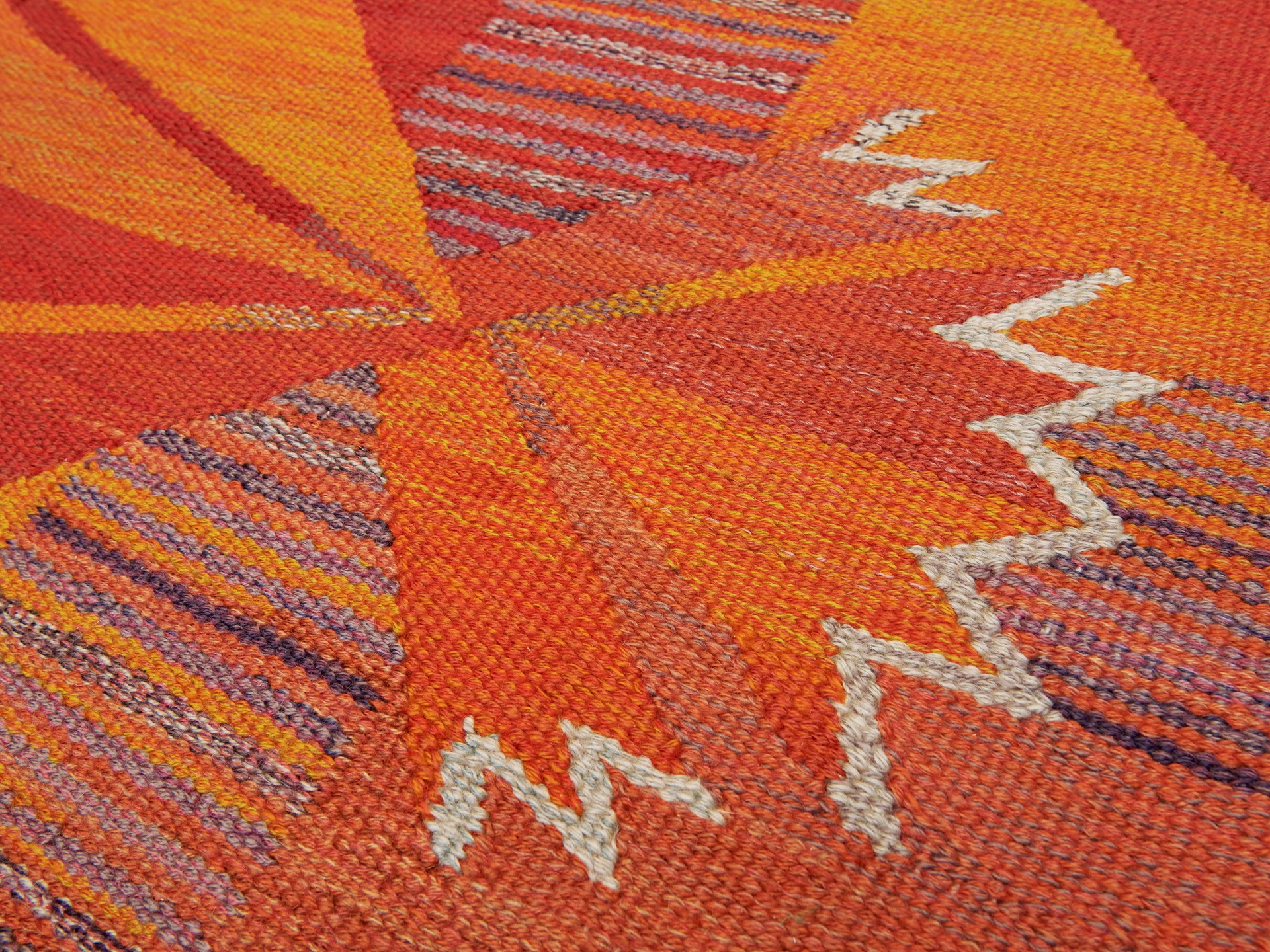 'Strutar' Carpet image 5