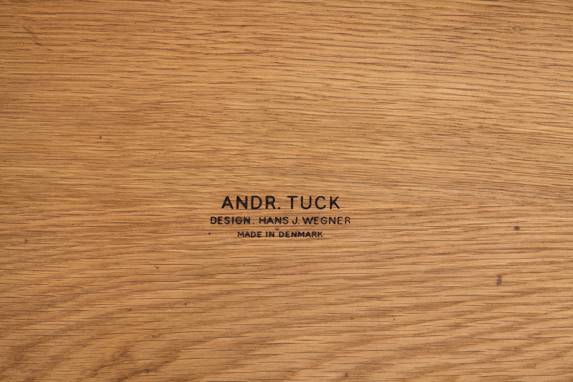 Square Table image 5