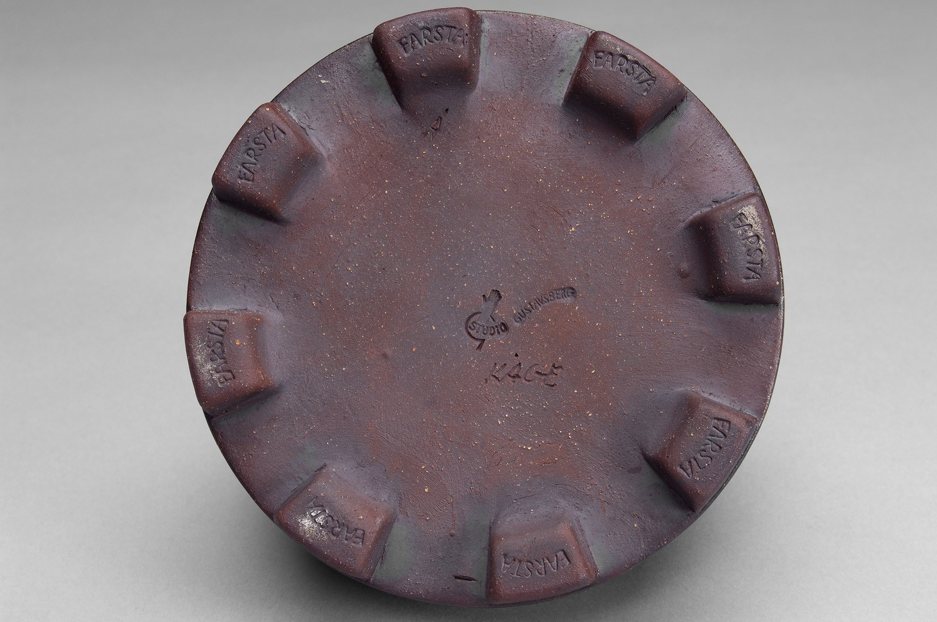 Footed Farsta Vase image 3