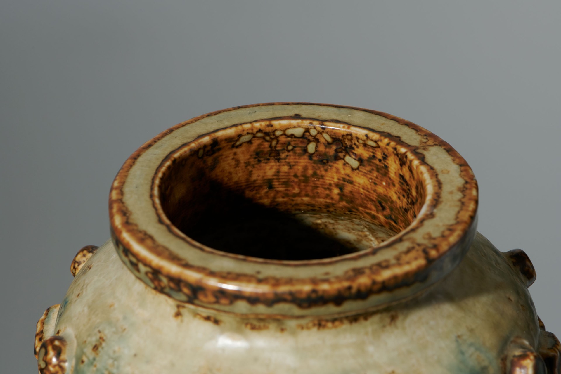 Vase image 3