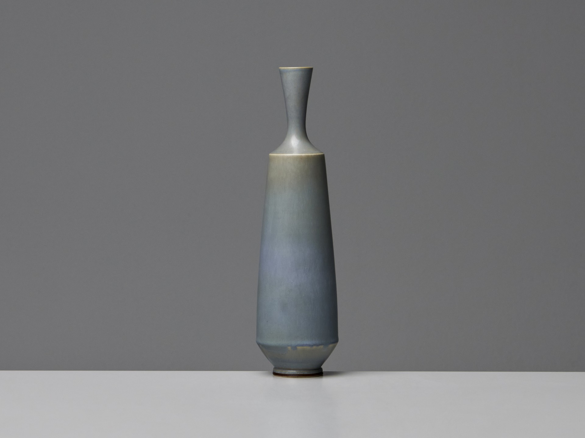Vase image 3
