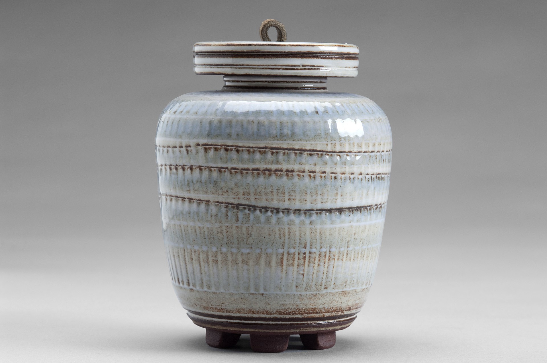 Farsta Urn with Top