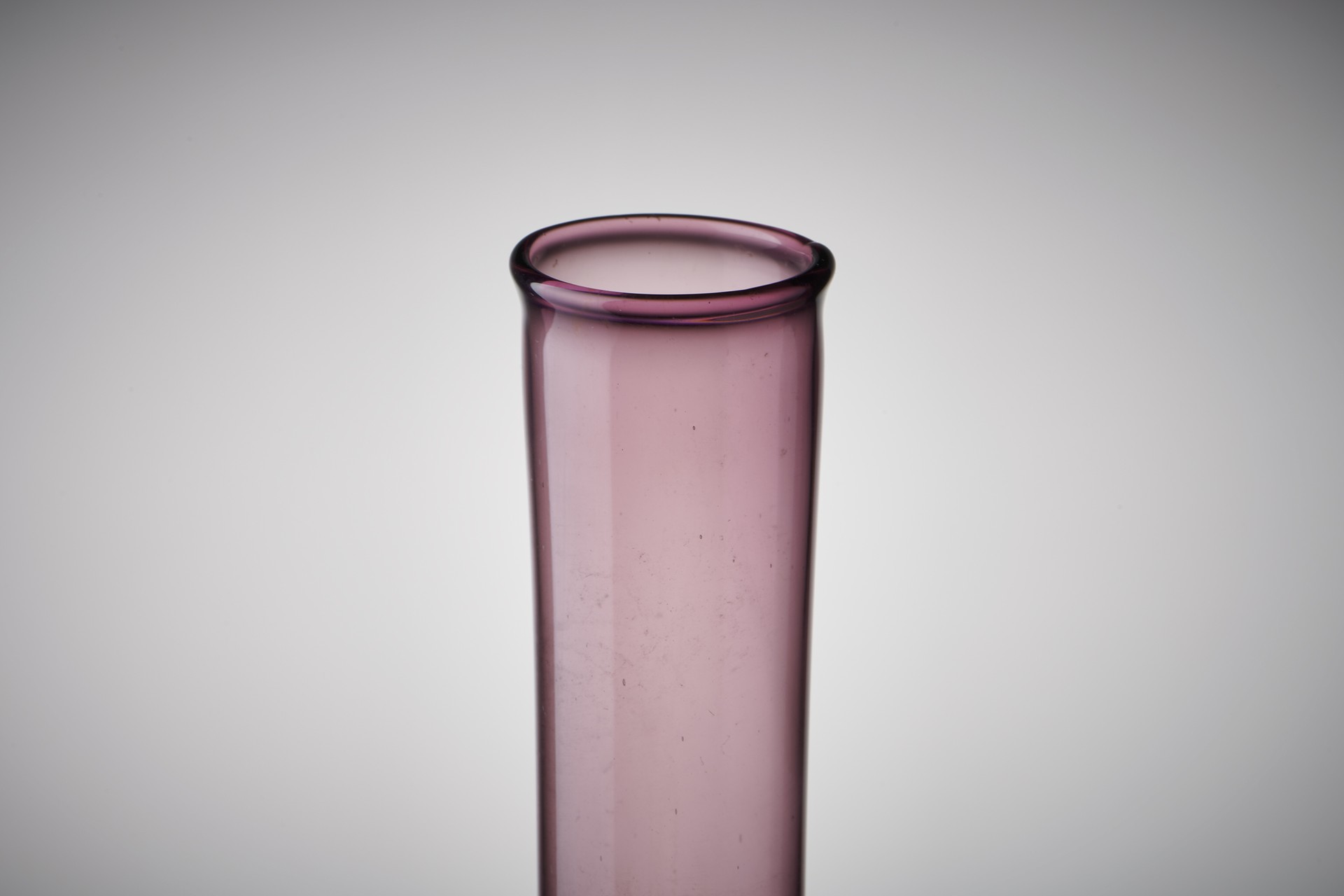 Vase image 3
