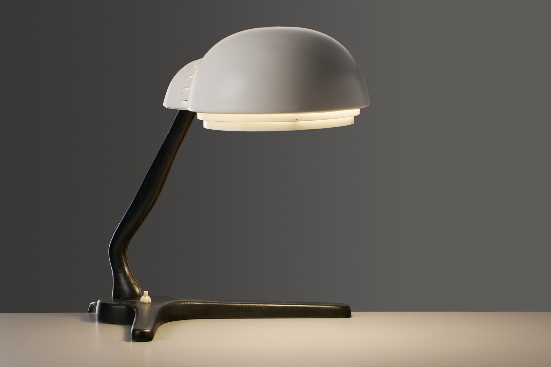 Table Lamp image 2