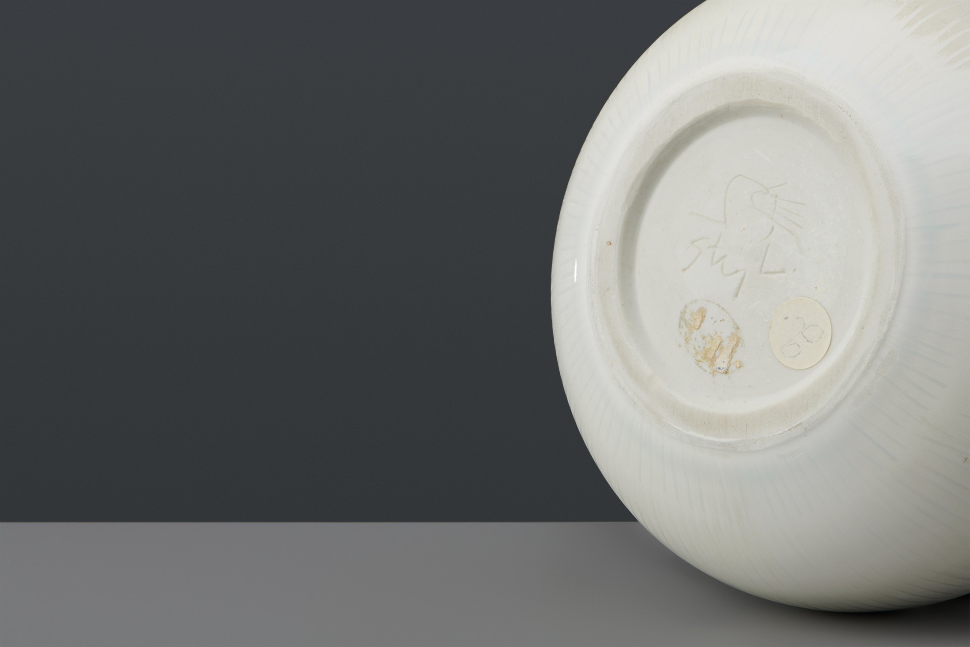 Vase image 4