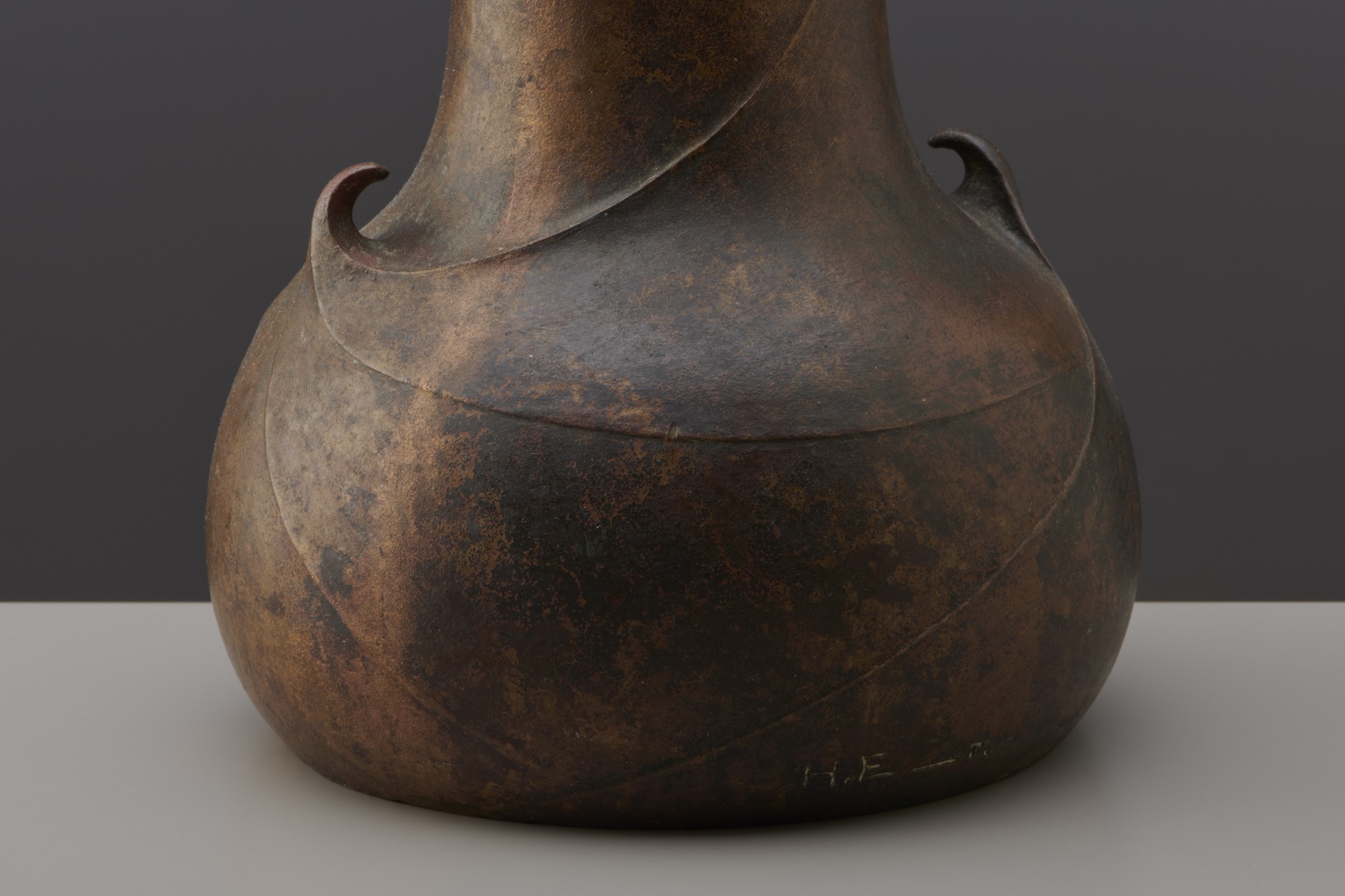 Vase image 3