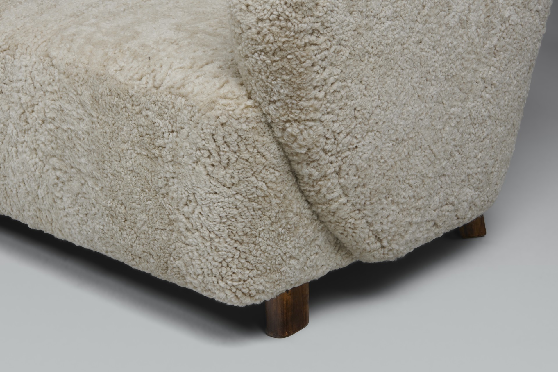 Sofa image 5
