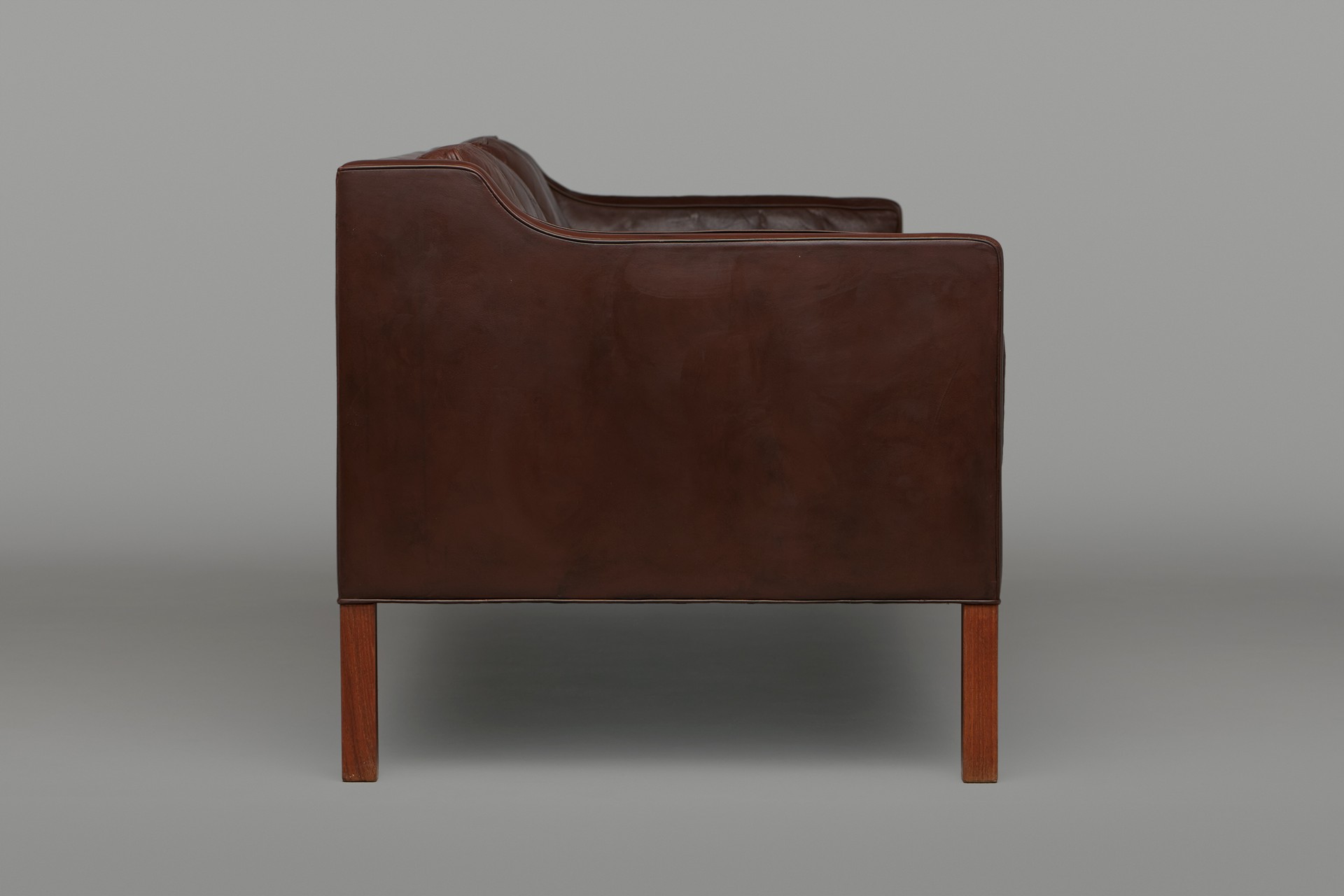 Sofa, Model no. 2213 image 5