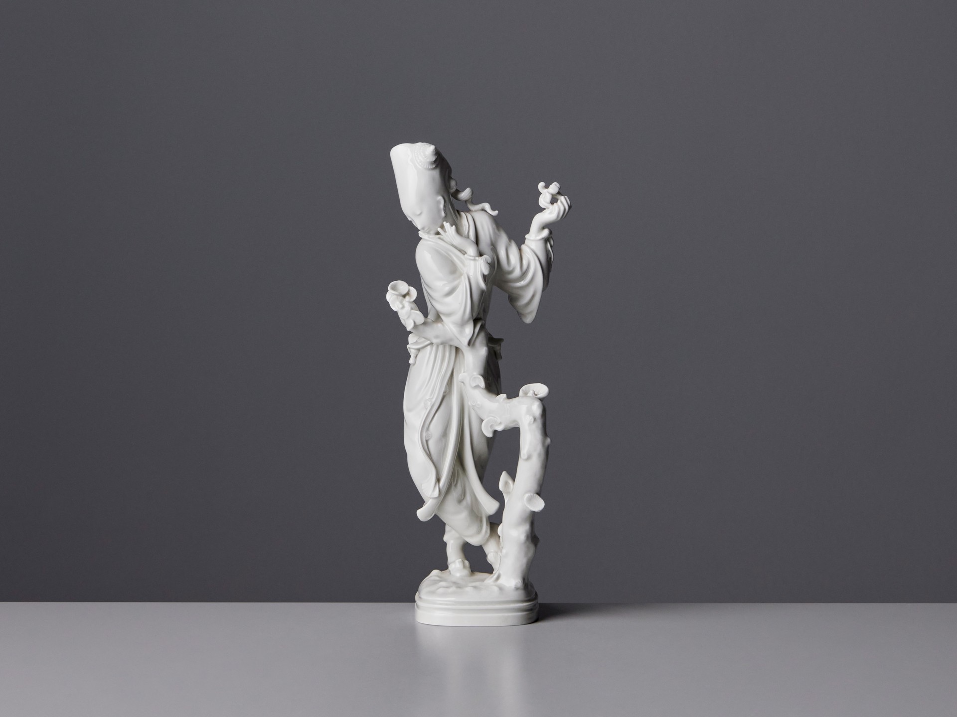 'Moon Girl' Sculpture
