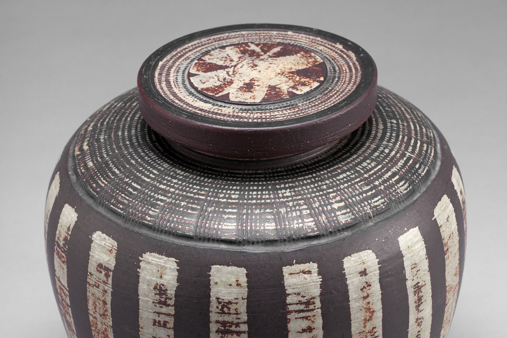 Farsta Lidded Vase image 4