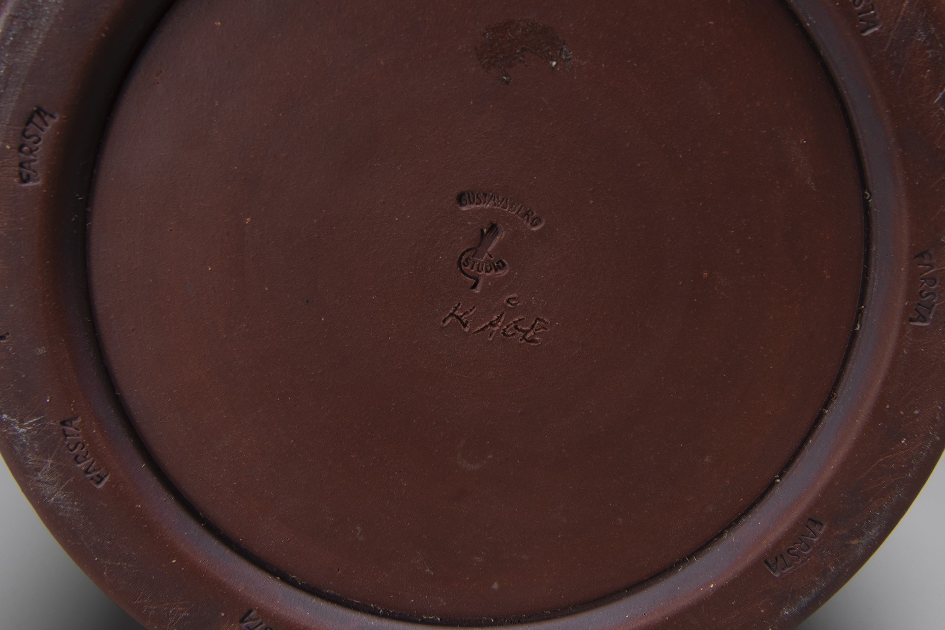 Large Farsta Urn image 6