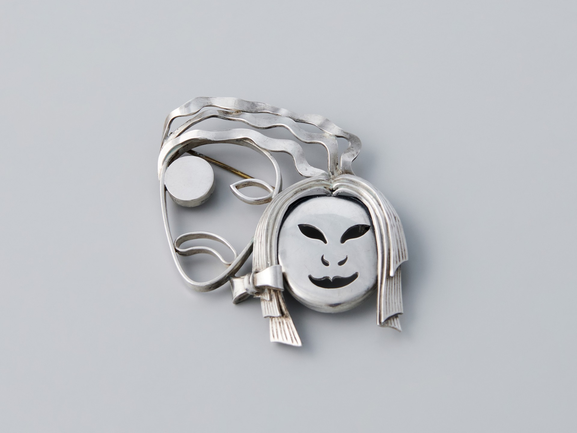 Brooch