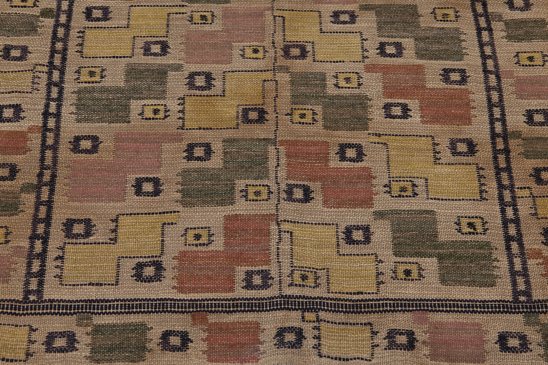 Early Tapestry image 3