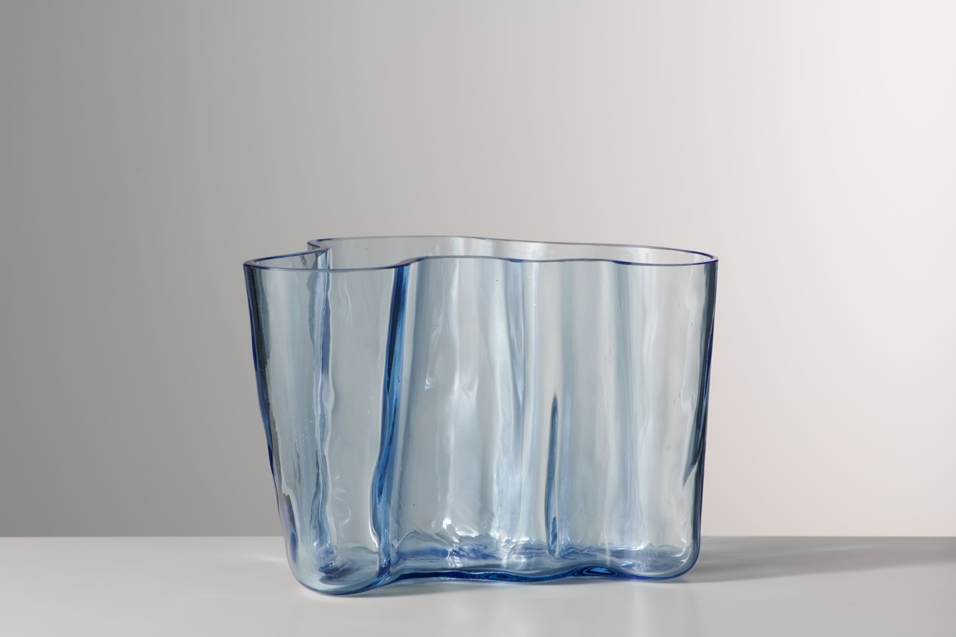 'Savoy' Vase