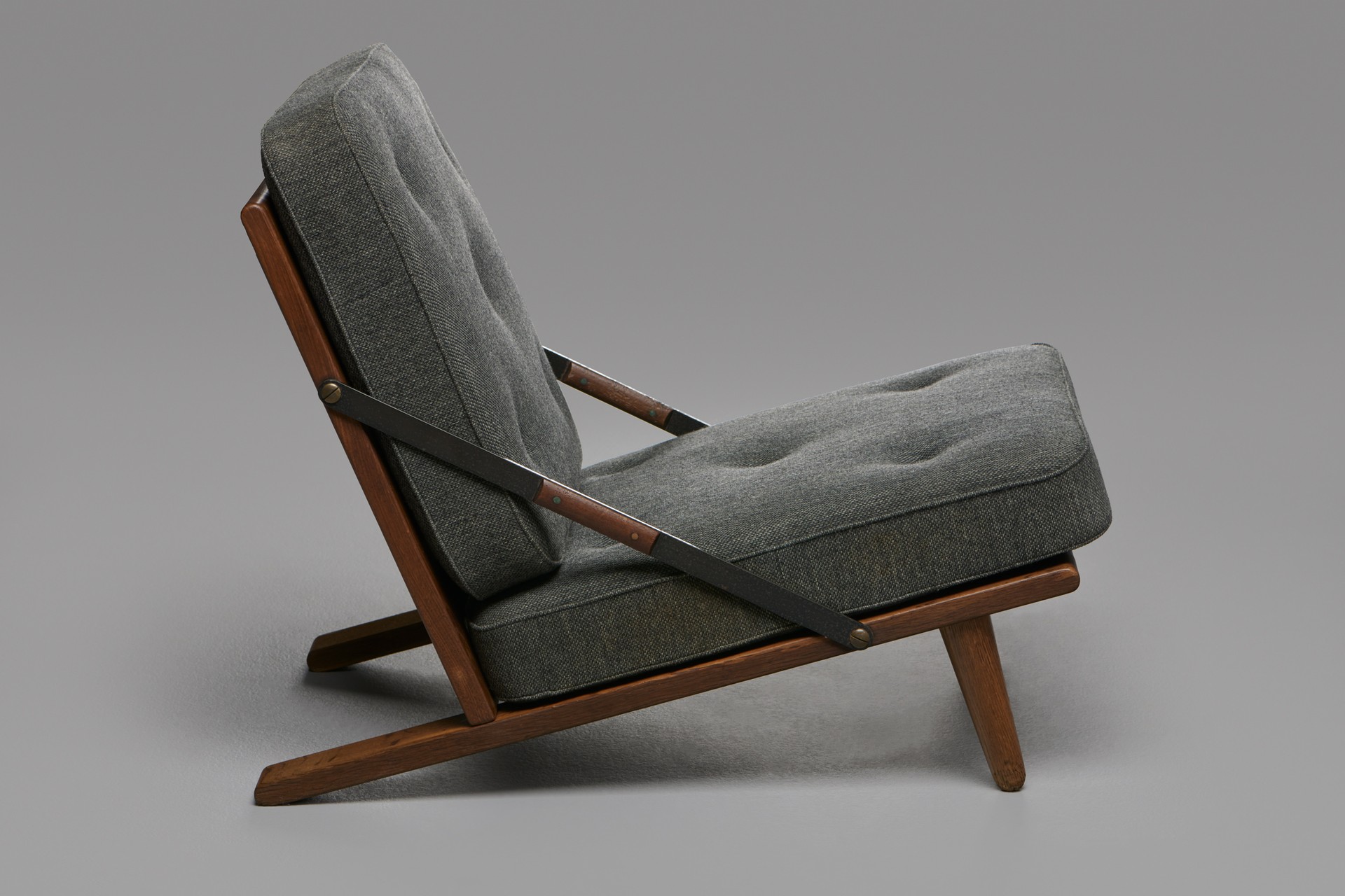 Lounge chair image 3