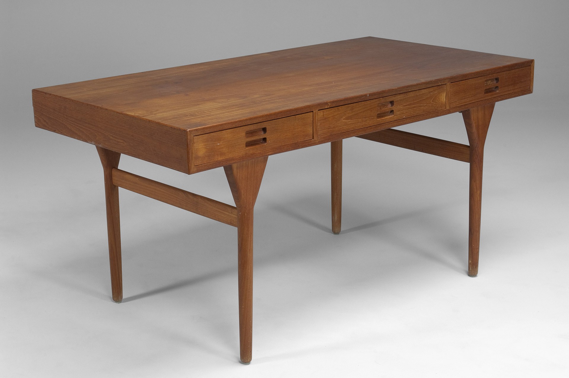 Nanna Ditzel Desk image 2