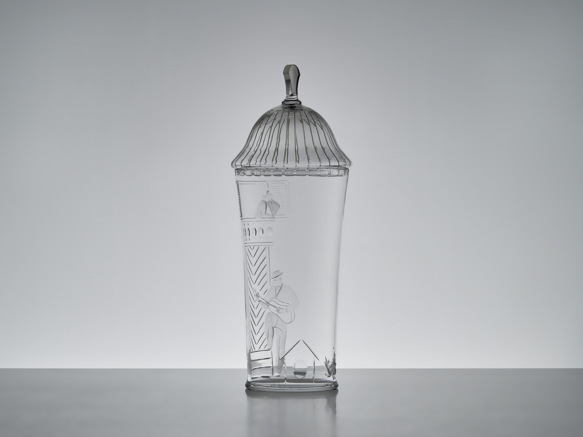 'Spaniard' Vase with Cover image 2