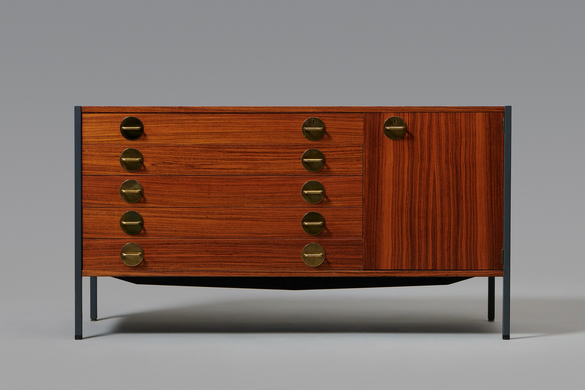Sideboard, from the 'Triva Modul' Series image 2