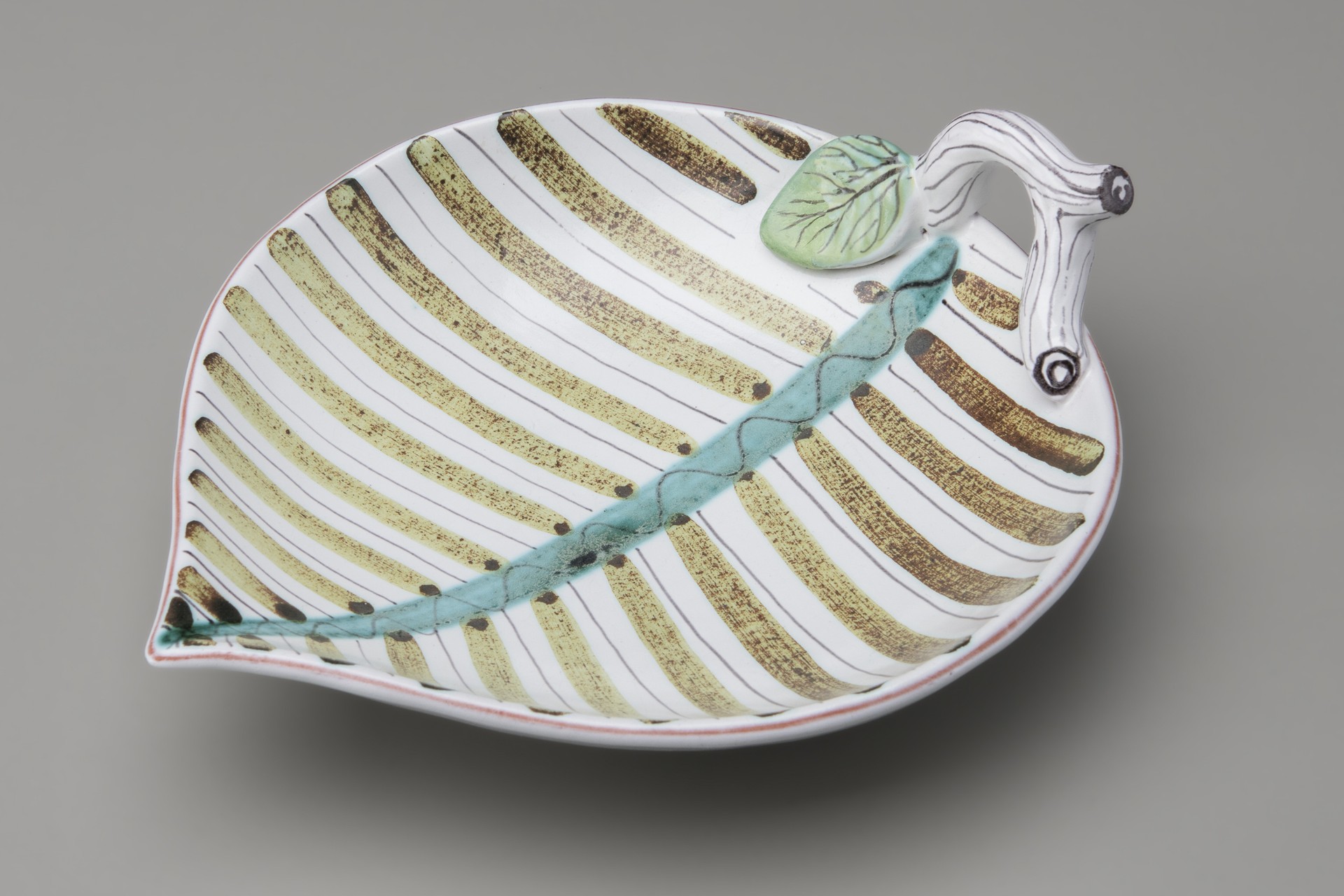 Three 'Leaf' Bowls image 6