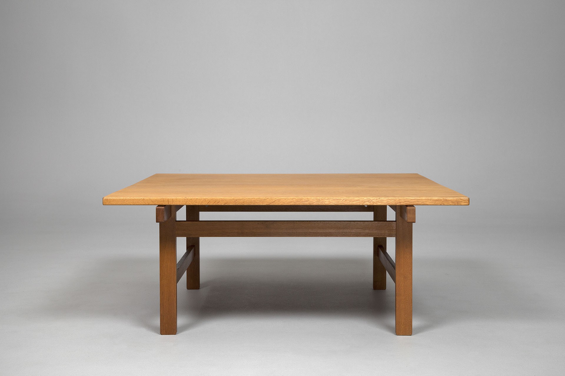 Square Table image 2