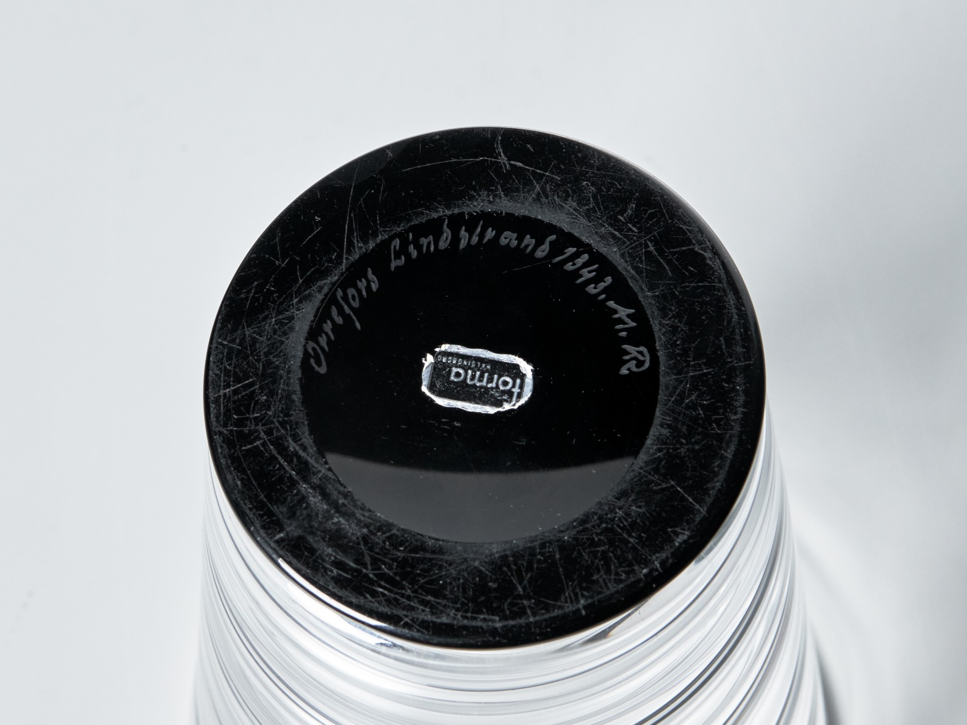 'Diver' Vase image 5