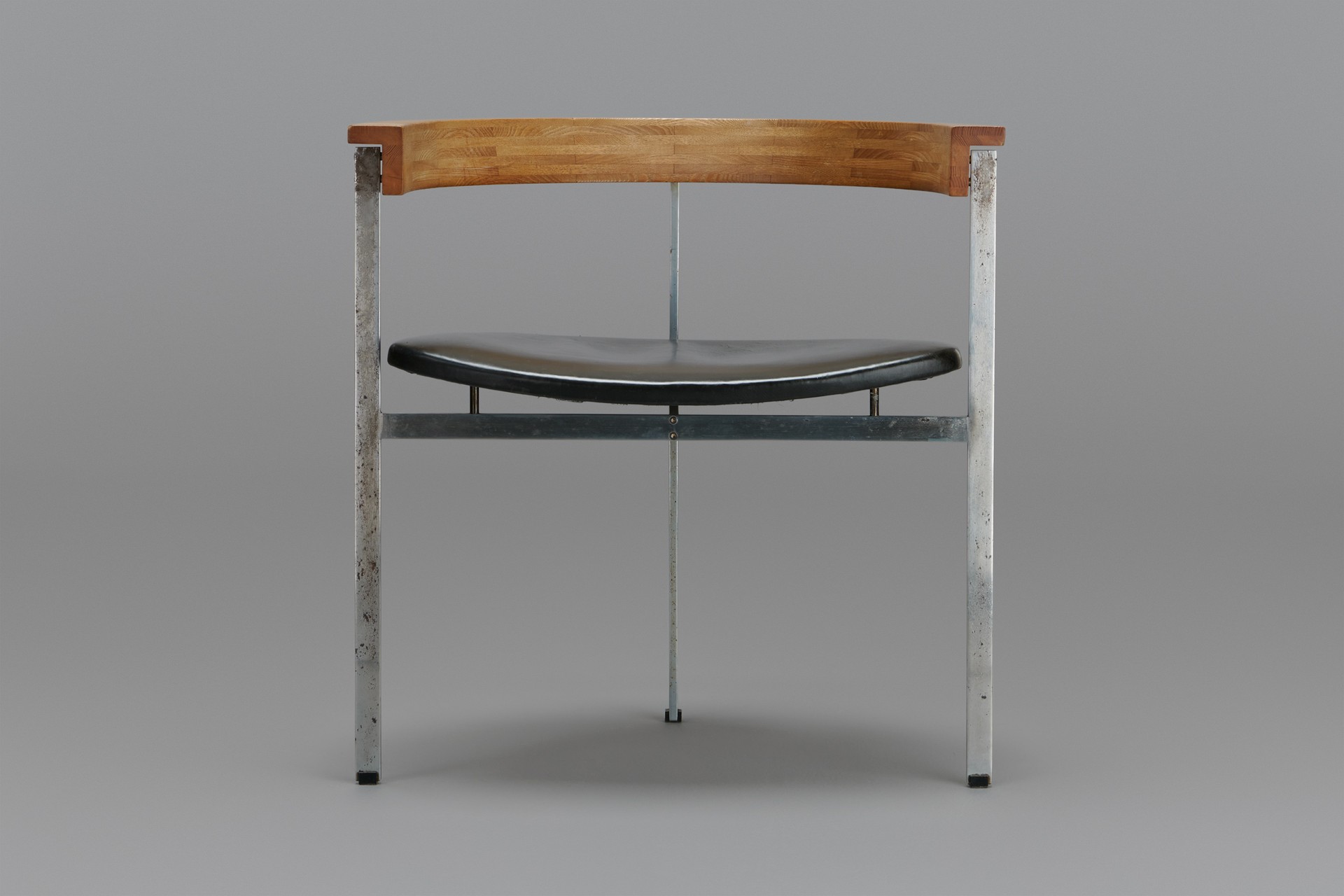 Chair Model no. PK11 image 2