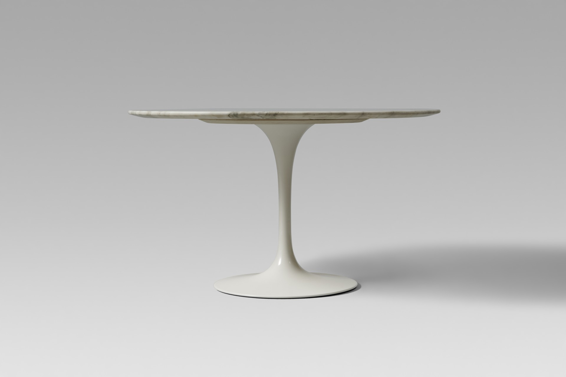 'Tulip' Coffee Table image 2
