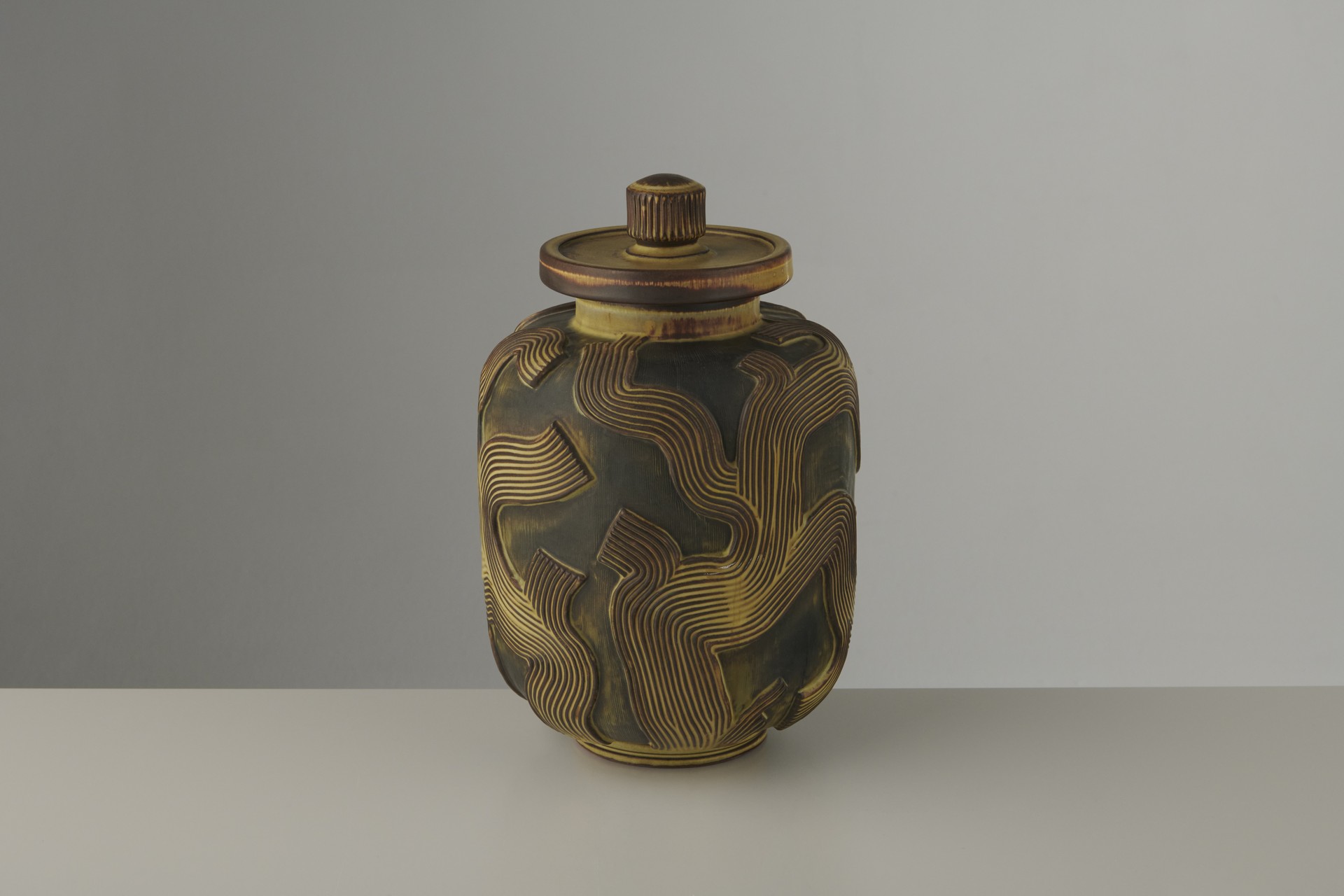 Vessel with Lid image 2