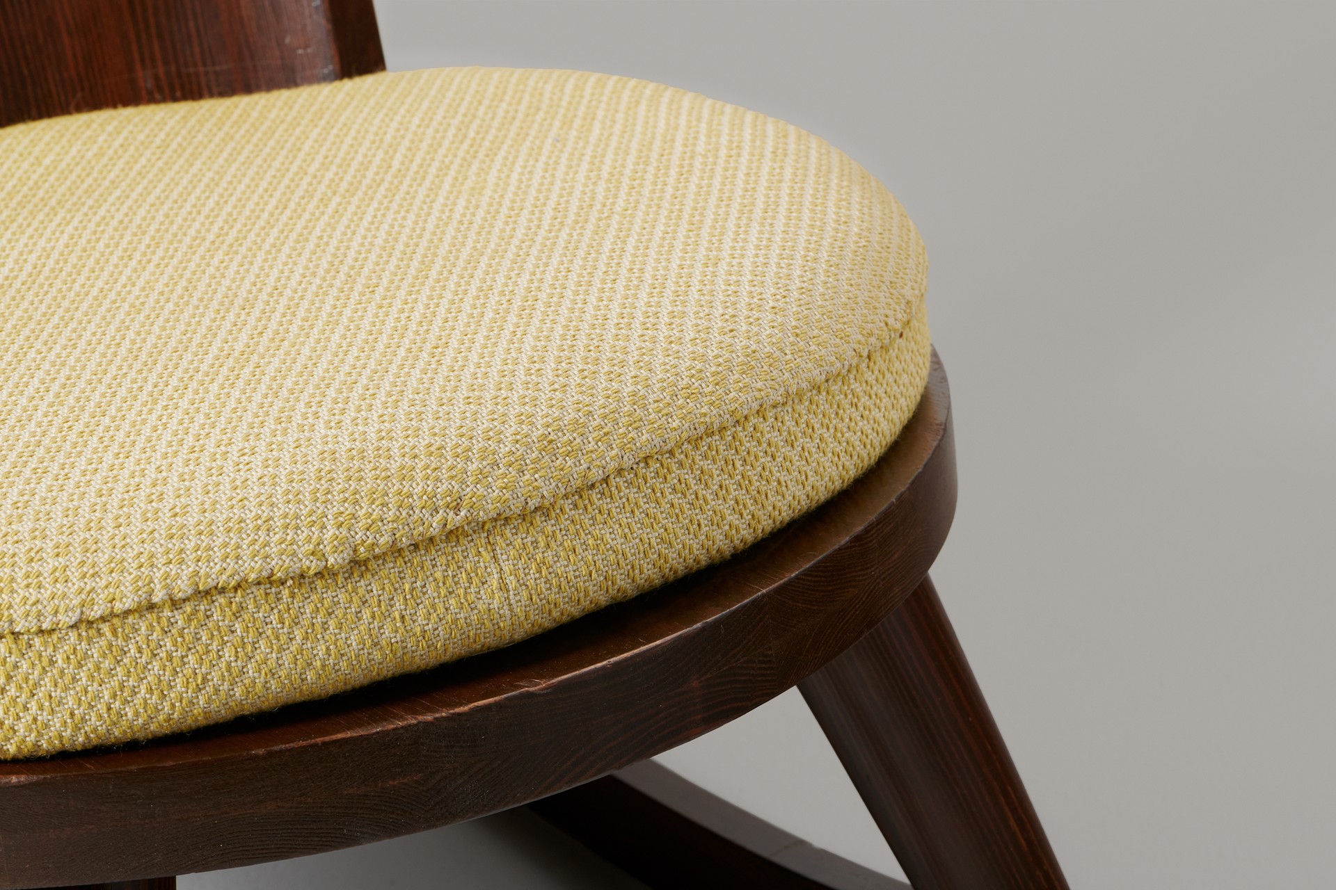 Rocking chair image 4