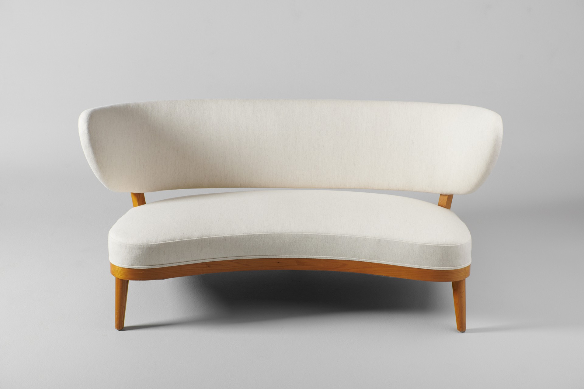 Sofa image 3